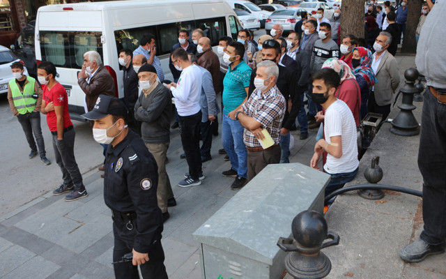 Tokat'taki intihar girişiminde 'canlı yayın' yarışı kuralları unutturdu - Resim: 1