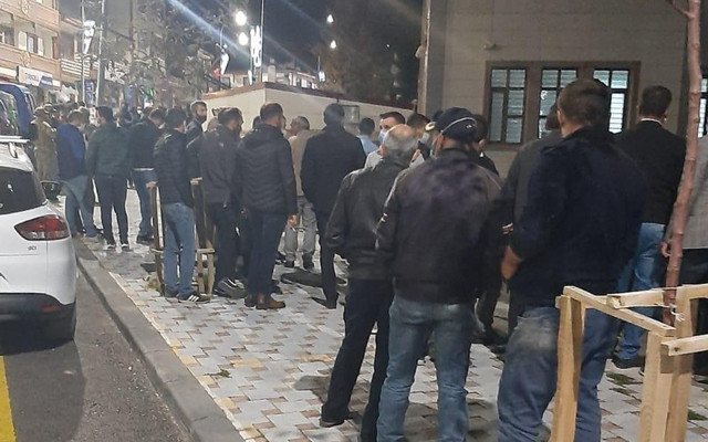 Erzurum'da 10 yaşındaki çocuğa cinsel istismar iddiasına linç girişimi - Resim: 0