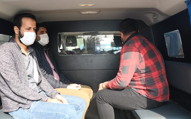 Diyarbakır'da PKK'nın şehir yapılanmasına operasyon! 5 terörist yakalandı - Resim: 1