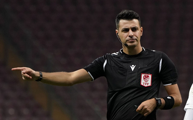 Fuat Çapa, Galatasaray yenilgisi sonrası: Bize daha cesur çekildi - Resim: 0