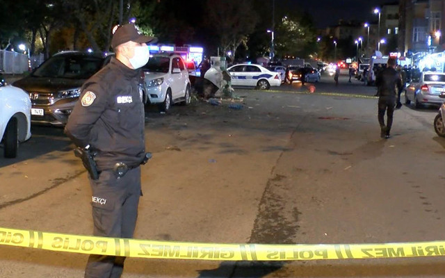 Ataşehir'de korkutan patlama! Çöp kutusuna 'bomba atıldığı' iddiası - Resim: 1