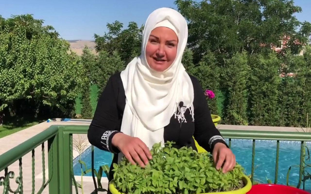 İkbal Gürpınar koronavirüs nedeniyle yoğun bakıma kaldırıldı - Resim: 0