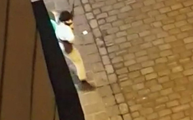 Viyana'da saldırıyı gerçekleştiren teröristin kimliği belli oldu! Makedonya uyruklu çıktı - Resim: 0