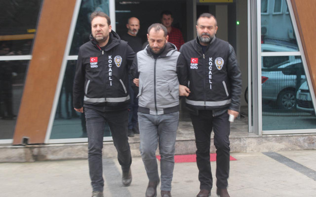 Kocaeli'de 2 kişi yaşlı kadına cinsel istismarda bulundu! Kahvesine uyuşturucu koymuşlar - Resim: 0