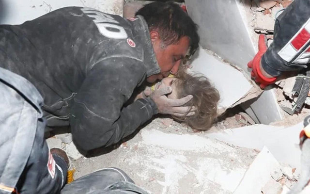 İzmir'de depremin mucizesi Ayda'dan güzel haber: Hastaneden taburcu edildi - Resim: 2