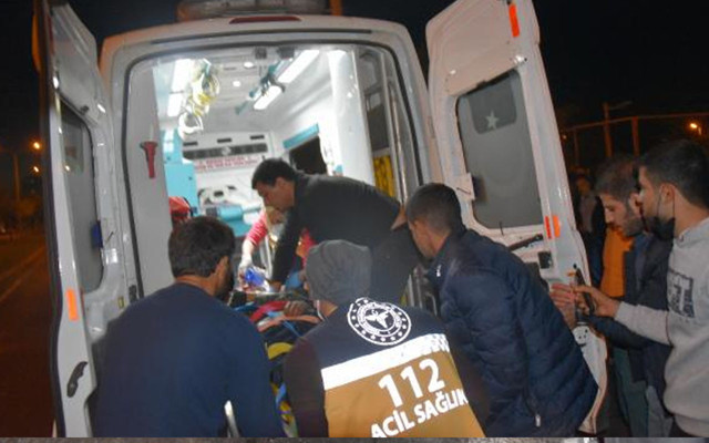 Şanlıurfa'da otomobilin çarptığı genç hayatını kaybetti - Resim: 0