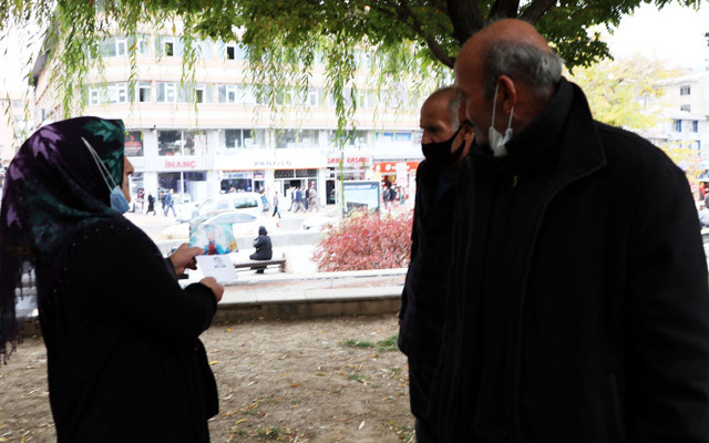 Van'da annenin çaresizliği: Oğlu o olaydan sonra sırra kadem bastı - Resim: 0