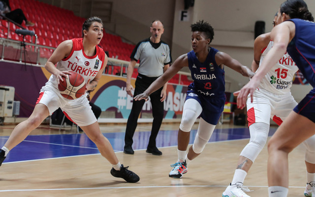 A Milli Kadın Basketbol Takımı ikinci uzatmalarda Sırbistan'a yenildi - Resim: 0