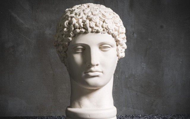 Kanalizasyon çalışması sırasında bulundu! Yunanistan'da 2 bin 500 yılık Hermest büstü - Resim: 0