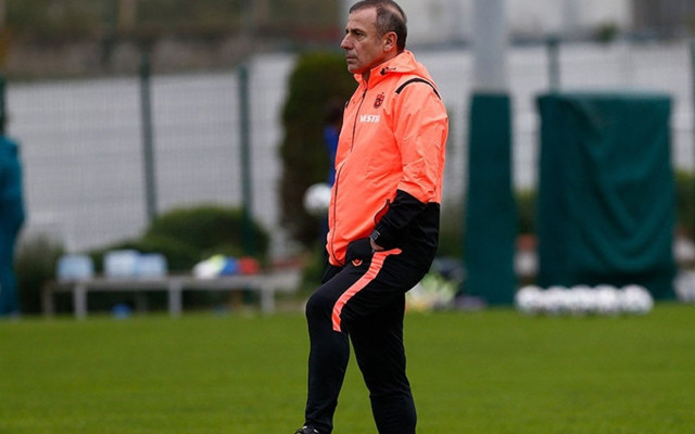 Abdullah Avcı: Dingin denize değil Trabzon'un dalgalı denizine çıktım - Resim: 0