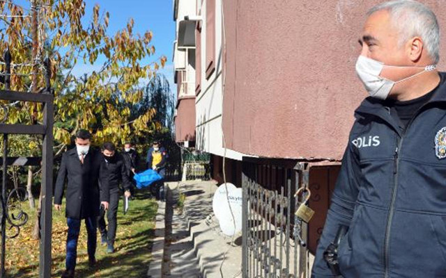 Erzurum'da işçilere malzeme götüren apartman yöneticisi çatından düşerek öldü - Resim: 1