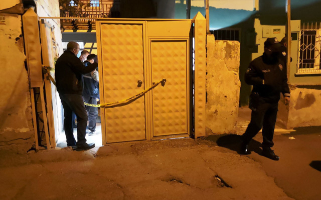 Malatya'da iki arkadaşın tehlikeli oyunu! Başından vurup kaçtı - Resim: 0