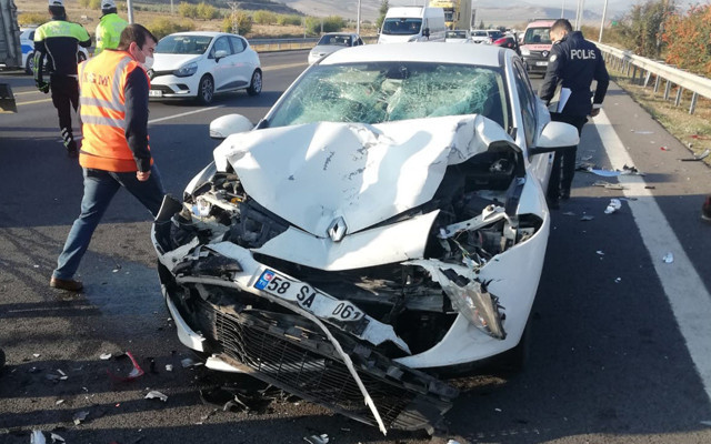 Mersin'de trafik kazası sonrası özür dilemek için aracından inen adamın talihsiz ölümü - Resim: 0