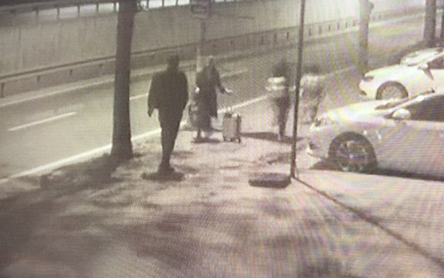 Avcılar'da Ukraynalı aileyi taciz etti! 12 yaşındaki kız çocuğuna dokundu - Resim: 0