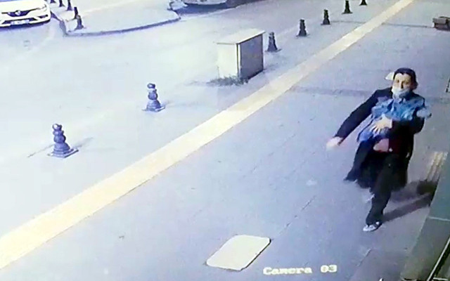 Sivas'ta yeni doğmuş bebeği çıplak halde araziye bıraktılar - Resim: 2