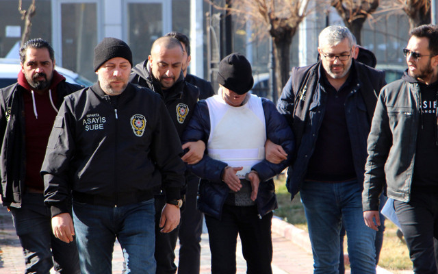 Ablası ile uzman çavuş eniştesini öldürdü! 2 çocuğu öksüz bırakan sanığa 2 müebbet - Resim: 0