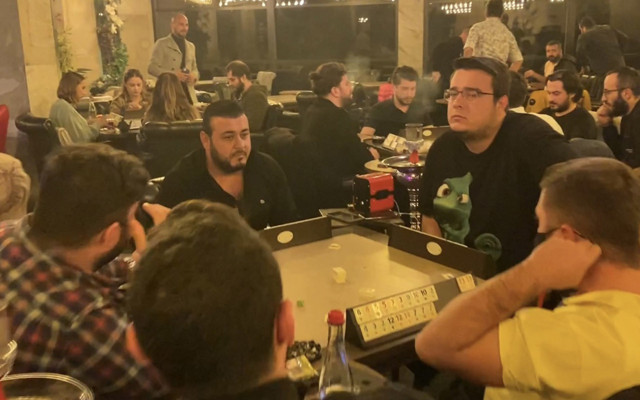 Ataşehir'de karantinadan okey masasına! Yabancıların da olduğu 115 kişi yakalandı - Resim: 0