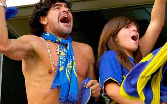 Maradona'nın kızının en zor maçı! İlk kez babası olmadan izledi - Resim: 0