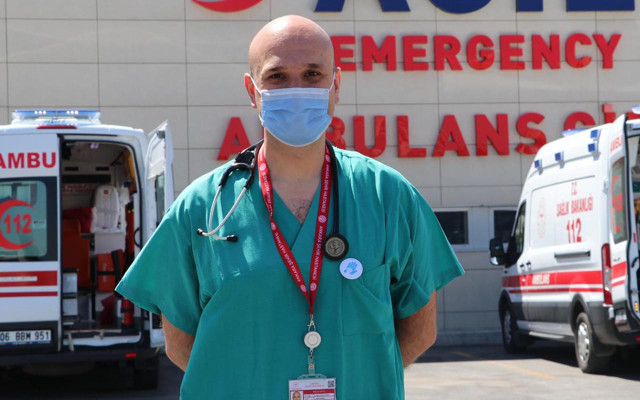 Necmi İlhan ve Afşin Emre Kayıpmaz'dan ciddi uyarılar: Sonu ölüme kadar gidebiliyor - Resim: 0