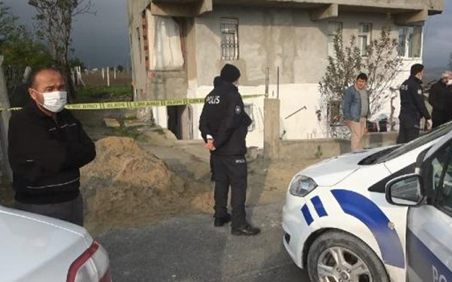 Arnavutköy'de eşiyle ekonomik nedenlerden tartışan adam canına kıydı - Resim: 1