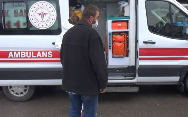 Bartın'da koronavirüs hastası dışarda! Pazara girmek isterken yakalandı - Resim: 0