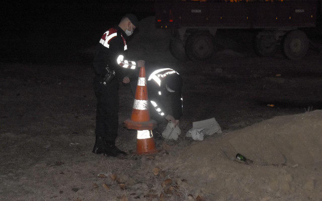Eskişehir'de define araması kanlı bitti! Patlama sonrası arkadaşları döverek öldürdü - Resim: 1