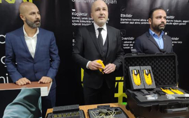 Uzaktan kelepçeleme cihazı Türkiye'de! 8 metre mesafeden hedefi etkisiz bırakıyor - Resim: 2