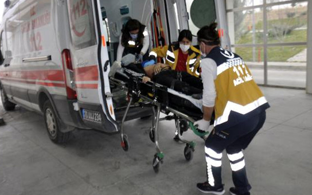 Karaman'da 16 yaşındaki genç sırtından bıçaklanarak öldürüldü - Resim: 0