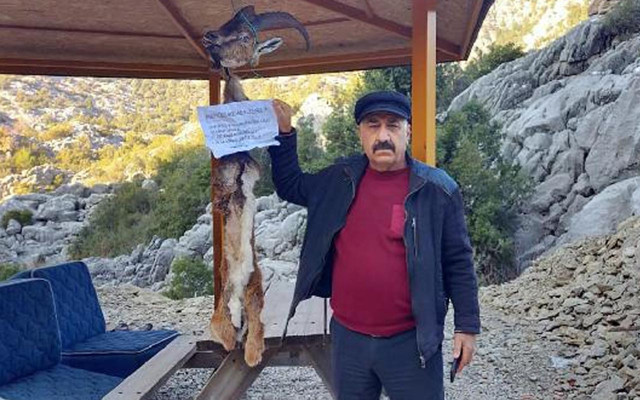 Kaçak avcıların muhtara tehdit notu! Antalya'da muhtar hayatından endişe ediyor - Resim: 0