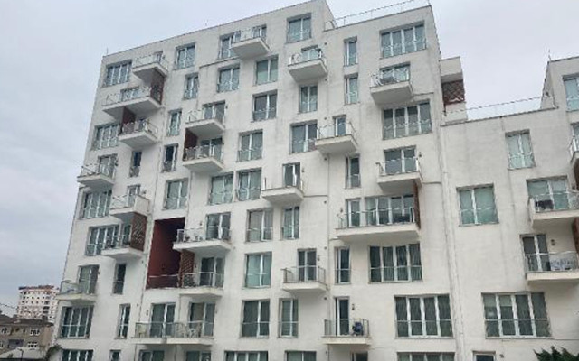 Tuzla'da balkondan düşen sevgilisini kurtarmak isterken hayatını kaybetti - Resim: 1