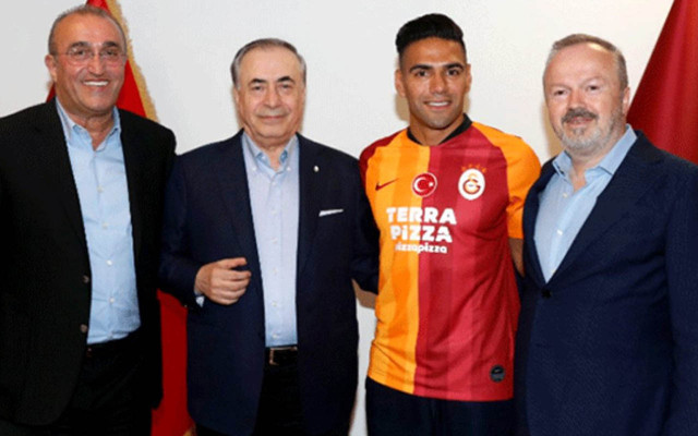 Radamel Falcao'dan Galatasaray'a şok! 9 milyon Euro istedi - Resim: 0