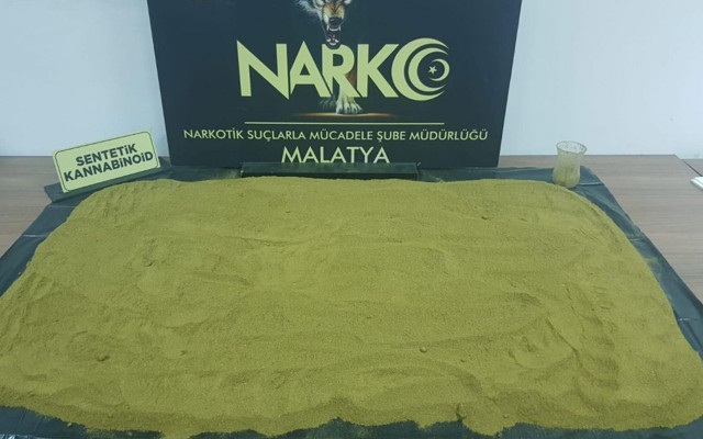 Malatya'da yolcu otobüsündeki peynir bidonundan çıkana bakın! - Resim: 0