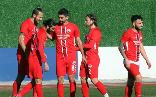 Batuhan Karadeniz'den Hekimoğlu Trabzon'da 'kariyer' şov - Resim: 0