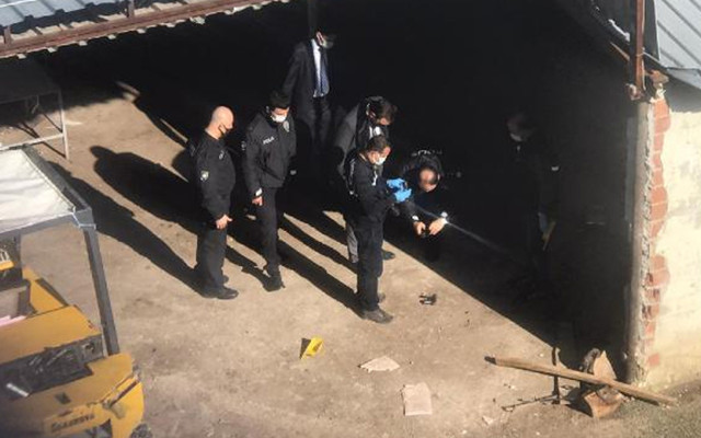 Balıkesir'de borcu olmadığını savunan kiracı, dükkan sahibini karnından vurarak öldürdü - Resim: 2