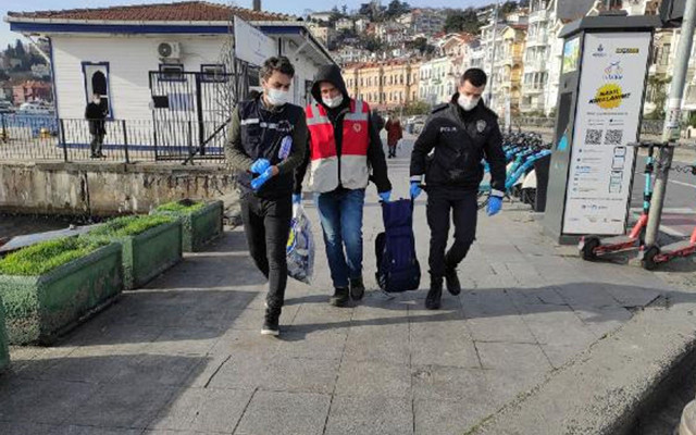 Beşiktaş'ta korkunç intihar: Çantasına taş doldurup denize atladı - Resim: 2