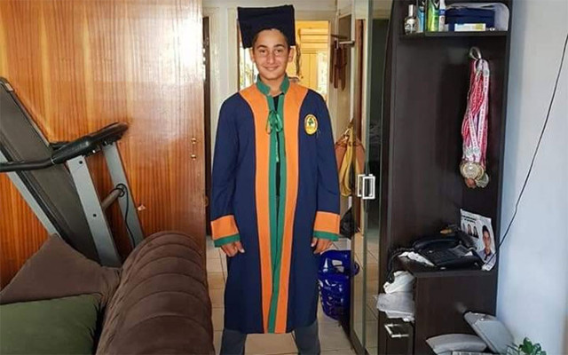 KKTC'de 14 yaşındaki çocuk anne ve babasını öldürüp intihar etti - Resim: 1