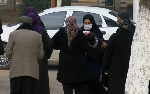 Gaziantep'te intihar: Yaşadığı binanın yangın merdiveninde asılı bulundu - Resim: 2