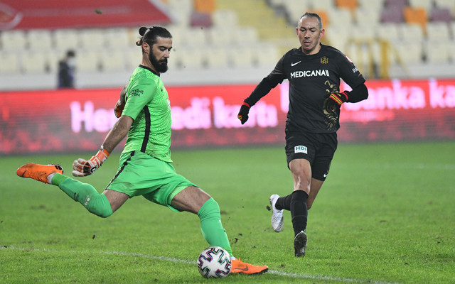 Yeni Malatyaspor'u penaltılarla eleyen Galatasaray kupada turladı - Resim: 2