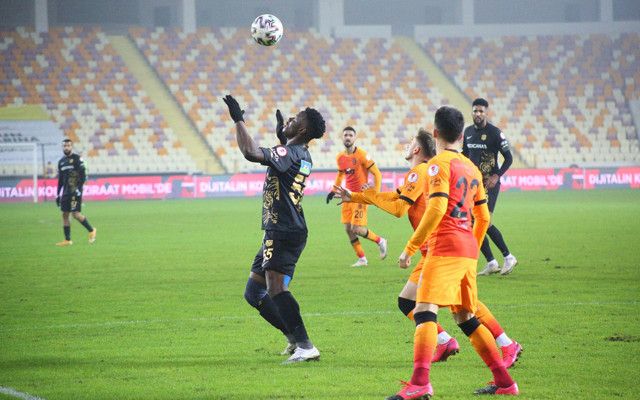 Yeni Malatyaspor'u penaltılarla eleyen Galatasaray kupada turladı - Resim: 1