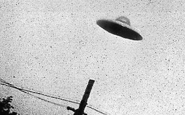 CIA 2 milyon sayfalık arşivi paylaştı! Tüm UFO belgeleri kamuya açık hale getirildi - Resim: 0
