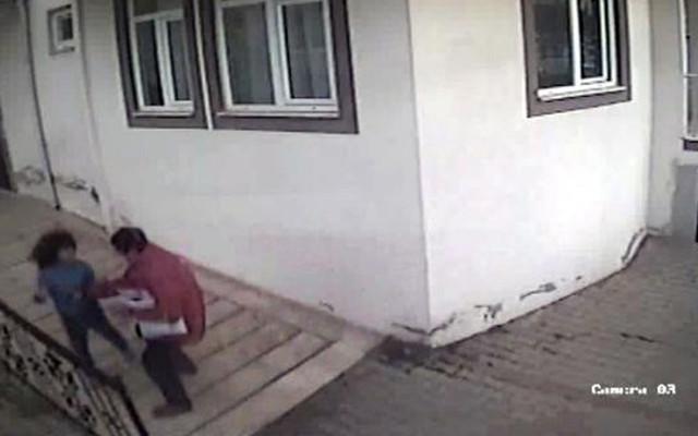 Antalya'da kargocudan otizmli çocuğa tokat! 'Sil baştan geri döndük' - Resim: 2