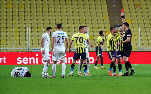 Fenerbahçe konuk ettiği Kasımpaşa'yı tek kurşunla eledi - Resim: 0