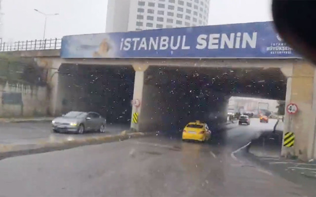 İstanbul'da kar yağışı başladı! İşte İstanbul'dan ilk kar manzaraları... - Resim: 0