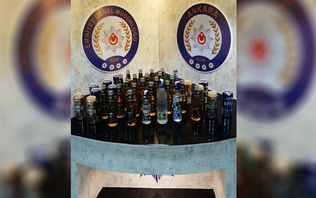 Ankara'da evi pavyona çevirdiler! 7 kişiye 25 bin lira ceza - Resim: 0