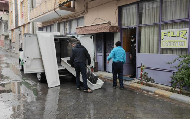 Denizli'de bir süre önce yerleştirildiği pansiyondan cansız bedeni çıkarıldı - Resim: 0