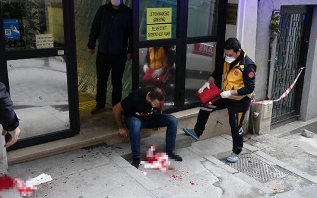 Beyoğlu'ndaki otelde korkunç olay: Mermi çekirdeği çenesinden girip alnından çıktı - Resim: 0