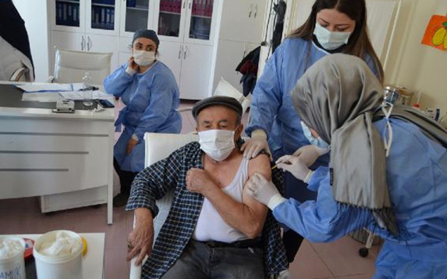 Aksaray'da 88 yaşındaki İsmail amca aşıdan önce şiir okudu alkışları topladı - Resim: 2