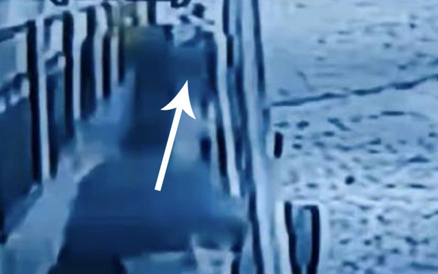 Kadıköy'de vapurdan atlayarak intihar etti! İntiharın görüntüsü ortaya çıktı - Resim: 1