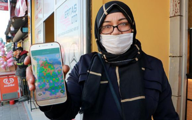 Adanalı da bu görüntüye şaşkın: Kentin kuzeyi kırmızı güneyi yeşile büründü - Resim: 0