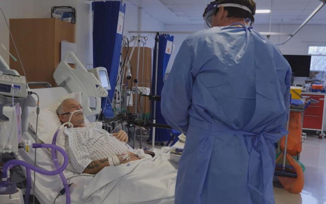 İngiltere'de koronavirüsten ölen Tony Brown son konuşmasında ülkeyi ağlattı - Resim: 0